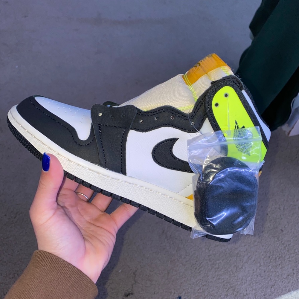 Air Jordan 1